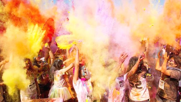 Check out The Totally Awesome Deal For The Color Me Rad 5k