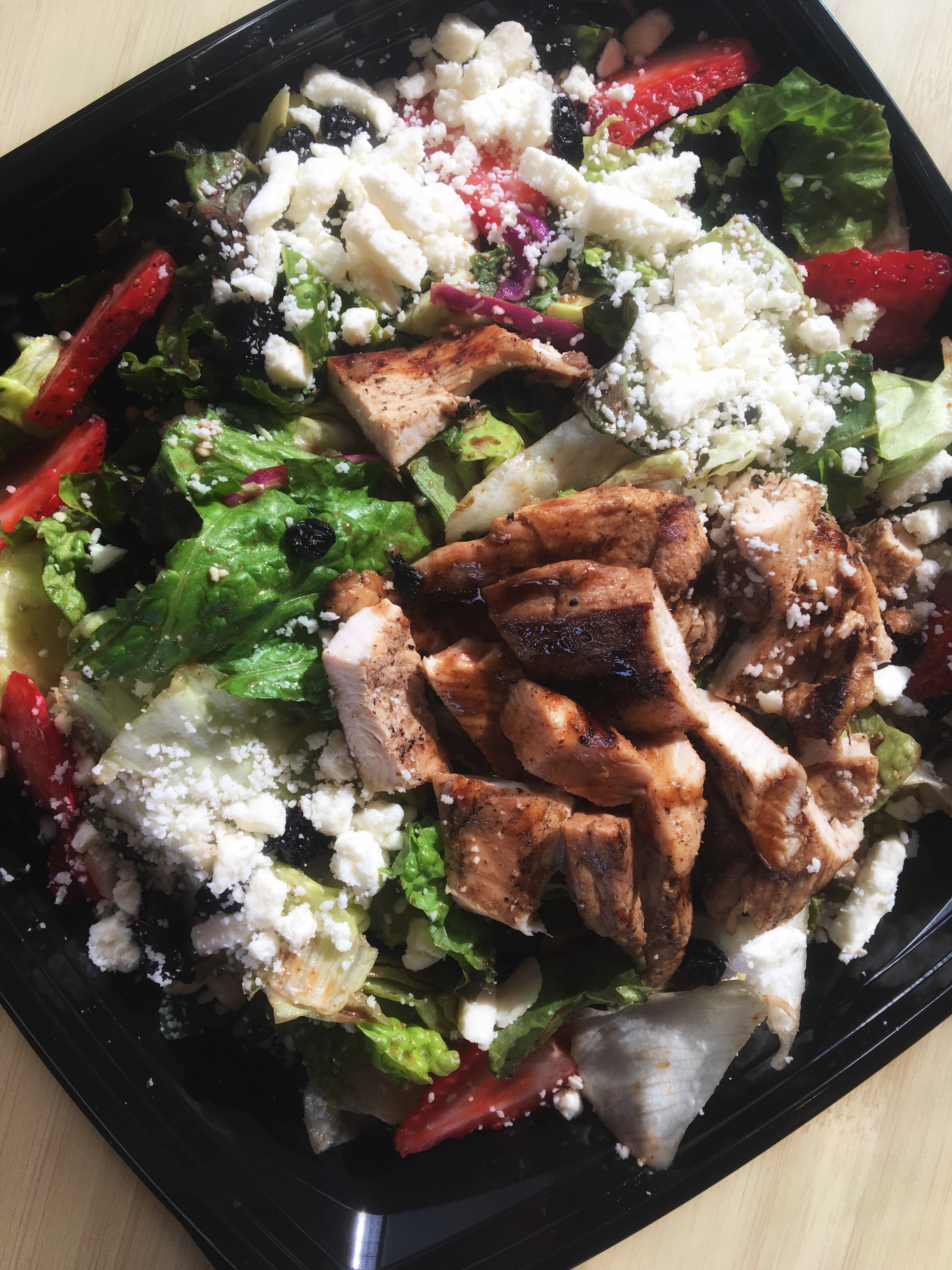 The Habit Burger Grill Brings Back Strawberry Balsamic Chicken Salad This Summer