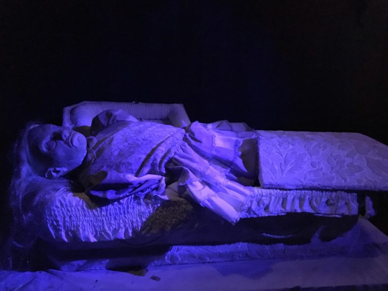 Queen Mary Fright Fest Queen Mary Dark Harbor Review Free And For Me