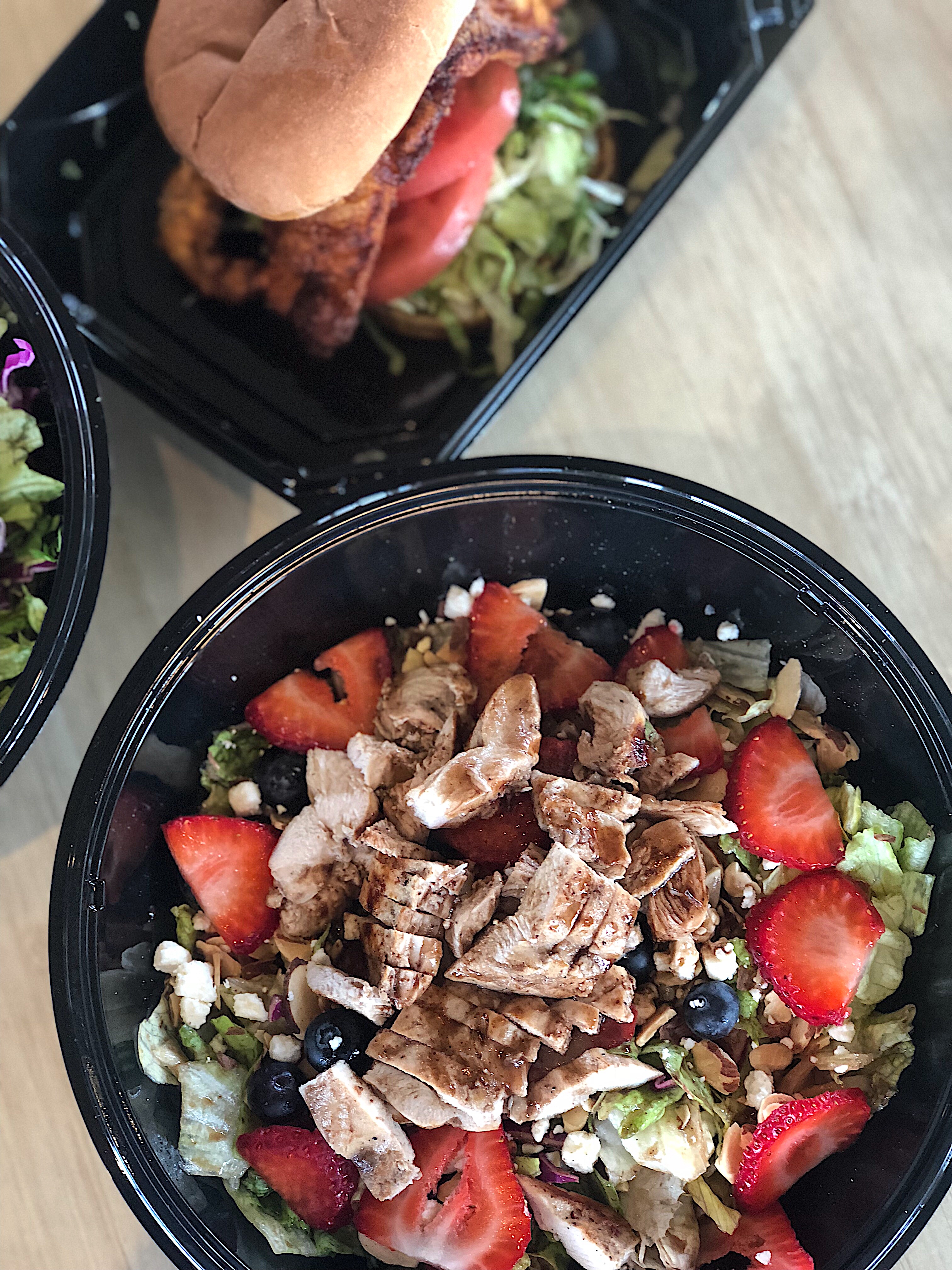The Habit’s Fresh Berry & Toasted Almond Salad with Chicken – Best Fast Food Dinner