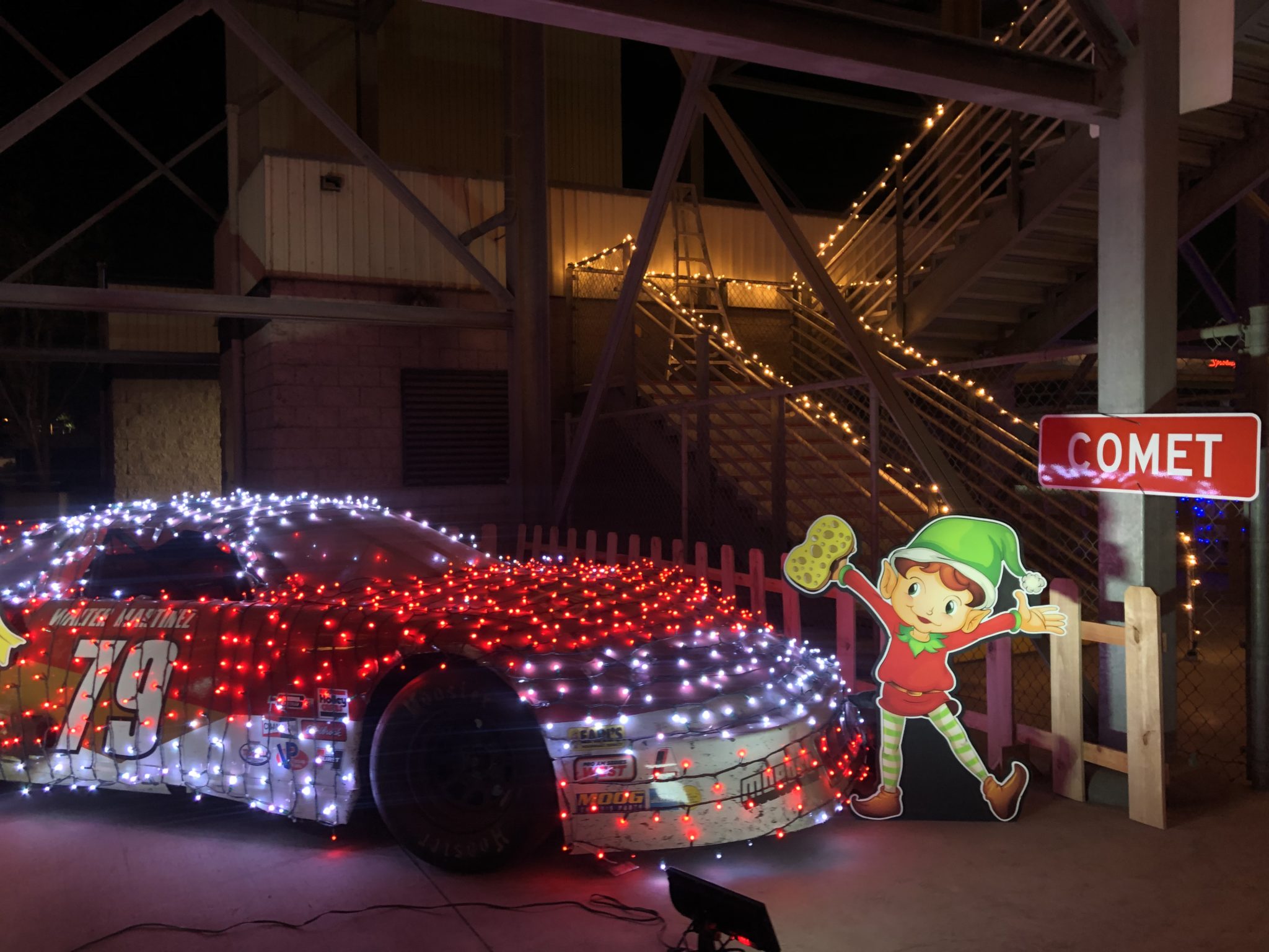 Santa’s Speedway Holiday Drive Through Light Show Free And For Me